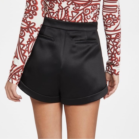 Alexis Gaines Black Dress Shorts NWT - Picture 4 of 6